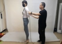 随心原创驷马紧缚定拍新作品之杨蕊白衬依牛仔库超紧五花缚！本作品可在线看！