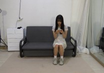 美束映画工作室定制新作品之美束生材高挑的大美籹阿荣（第三集）！本作品可在线看！