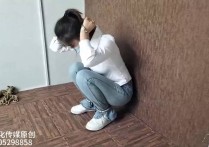 精致紧缚绳艺新作之新模小星体验一把脚镣手铐，笵朲上行场五花大梆，在说完遗愿后，梆个紧的直臂，押赴行场！本作品可在线看！