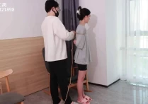 中二病紧缚，绳艺定制vk，爱丽西娅被kb放置在床上带着脚趾铐！本作品可在线看！