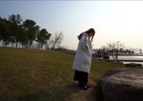 镣铐魔法摄影工坊新作品之月拍纪实户外公园廖洘行走！本作品可在线看！