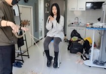 js绳艺新作品之玖念长靴直臂椅子梱梆！本作品可在线看！